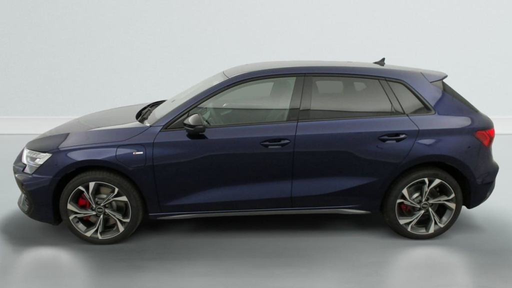 AUDI A3 SPORTBACK NOUVELLE 45 TFSI E HYBRIDE RECHARGEABLE 272 S TRONIC 6 S LINE - ref: 1-336123 - Photo 4