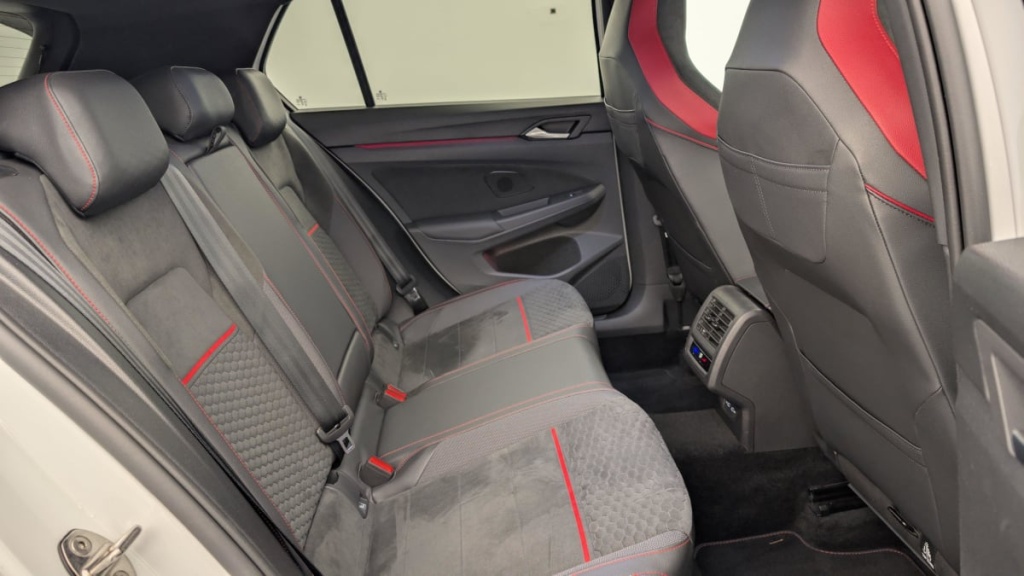 VOLKSWAGEN GOLF 8 2.0 TSI 300 DSG7 GTI CLUBSPORT - ref: 1-336198 - Photo 8