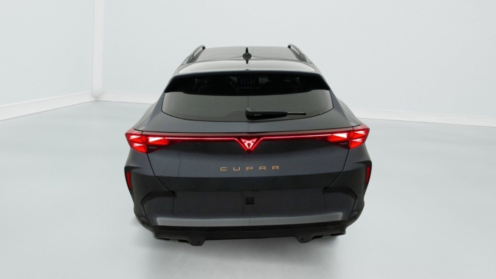 CUPRA FORMENTOR NOUVEAU 1.5 ETSI HYBRID 150 CH DSG7 V - ref: 1-336203 - Photo 6