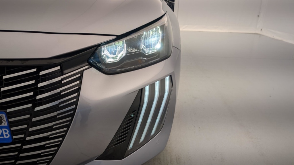 PEUGEOT 208 PureTech 100 S S BVM6 Allure - ref: 1-337178 - Photo 20