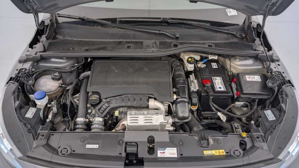PEUGEOT 208 PureTech 100 S S BVM6 Allure - ref: 1-337210 - Photo 19