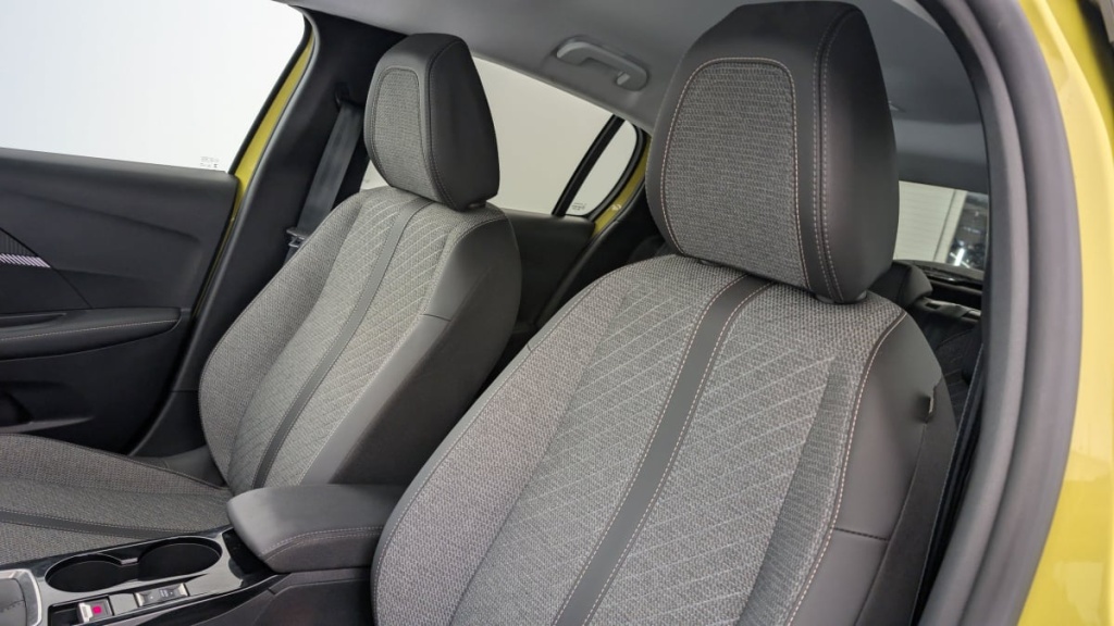 PEUGEOT 208 PureTech 100 S S BVM6 Allure - ref: 1-337383 - Photo 16