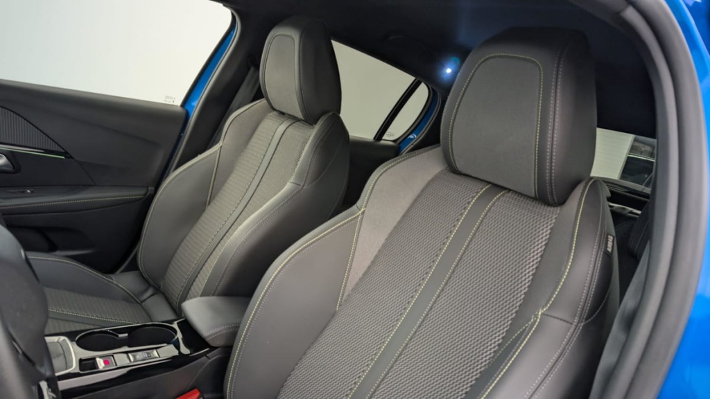 PEUGEOT 208 PureTech 100 S S BVM6 GT - ref: 1-337523 - Photo 16