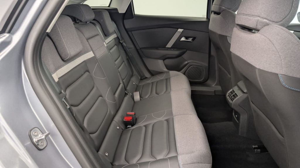 CITROEN C4 PureTech 130 EAT8 Max - ref: 1-337761 - Photo 8