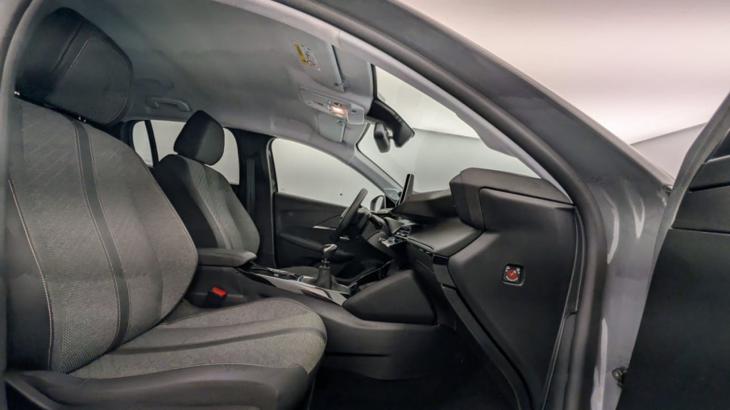 PEUGEOT 208 PureTech 100 S S BVM6 Allure - ref: 1-338077 - Photo 9