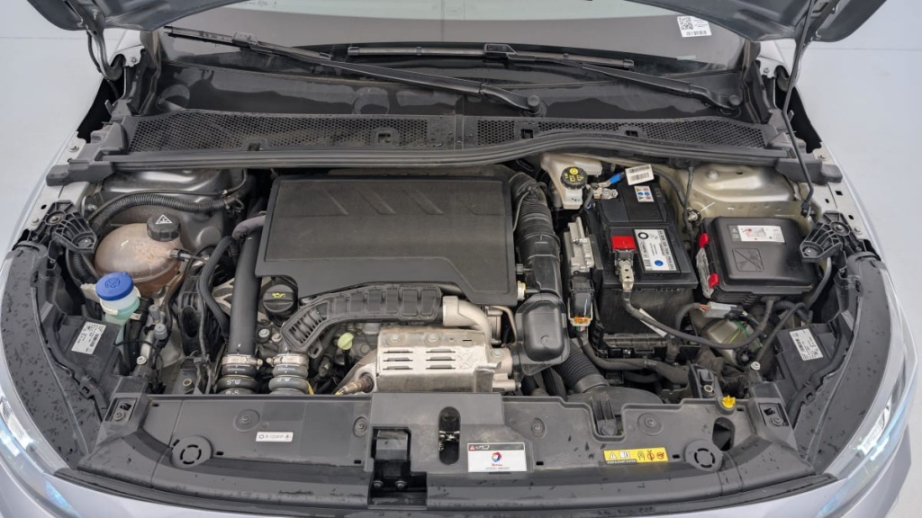 PEUGEOT 208 PureTech 100 S S BVM6 Allure - ref: 1-338131 - Photo 20