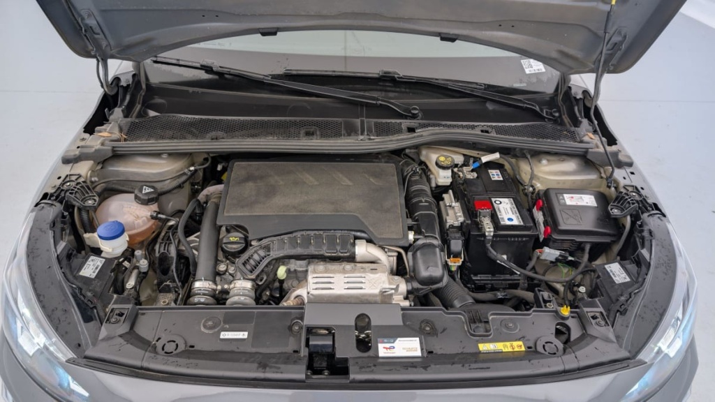 PEUGEOT 208 PureTech 100 S S BVM6 Allure - ref: 1-338133 - Photo 20