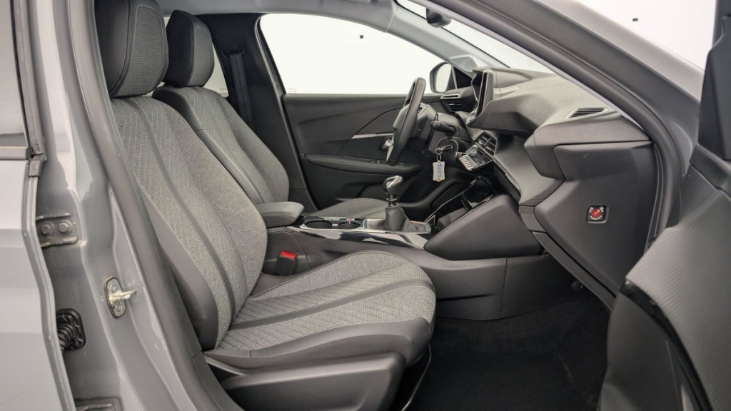 PEUGEOT 208 PureTech 100 S S BVM6 Allure - ref: 1-338133 - Photo 9