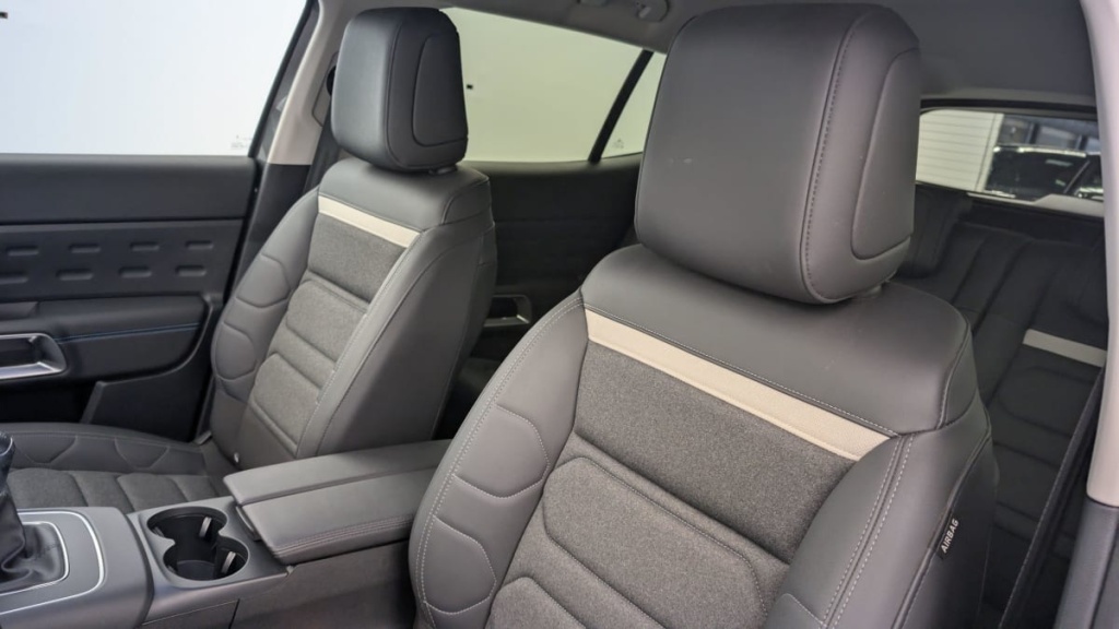 CITROEN C5 AIRCROSS PureTech 130 BVM6 Plus - ref: 1-338953 - Photo 16