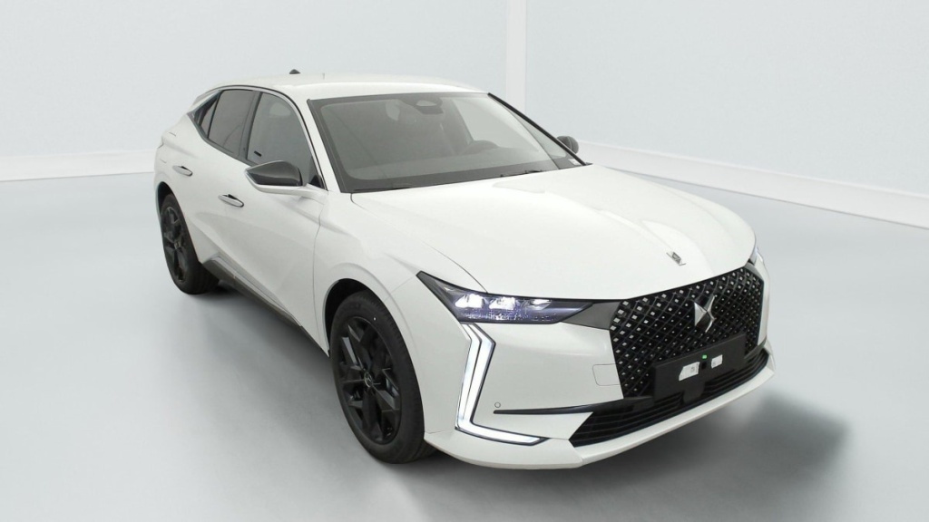 DS ds4 Hybride 145 e-DCT6 Pallas - ref: 1-339745 - Photo 1