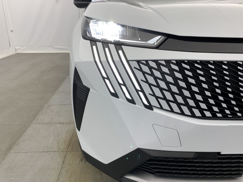 PEUGEOT 3008 Hybrid 145 e-DCS6 Allure - ref: 1-340416 - Photo 15