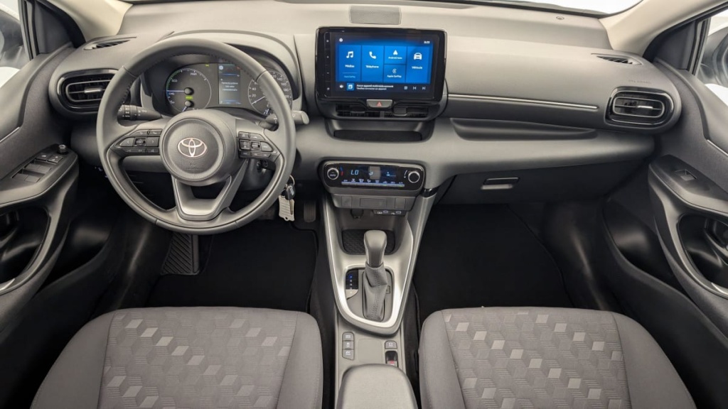 TOYOTA Yaris 116h Dynamic - ref: 1-341101 - Photo 13