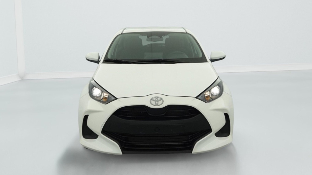 TOYOTA Yaris 116h Dynamic - ref: 1-341101 - Photo 2