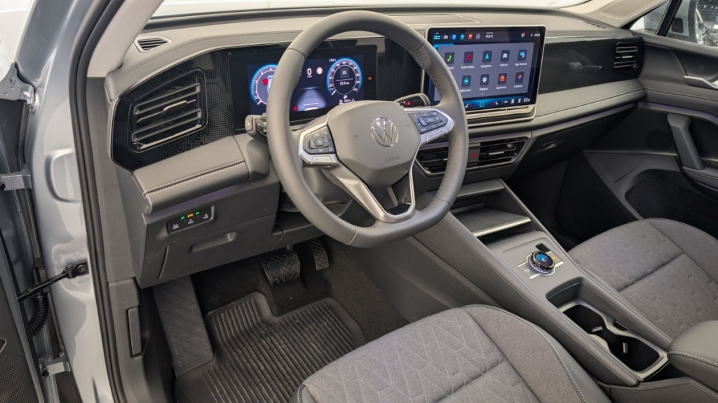 VOLKSWAGEN TIGUAN NOUVEAU 1.5 eTSI 150CV DSG7 LIFE PLUS - ref: 1-342281 - Photo 15