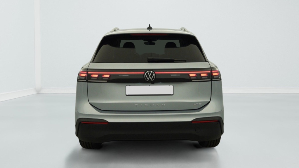 VOLKSWAGEN TIGUAN NOUVEAU 1.5 eTSI 150CV DSG7 LIFE PLUS - ref: 1-342281 - Photo 6
