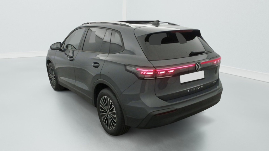 VOLKSWAGEN Tiguan 1.5 eTSI 150CV DSG7 LIFE PLUS - ref: 1-342315 - Photo 5