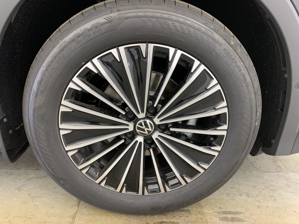 VOLKSWAGEN TIGUAN NOUVEAU 1.5 eTSI 150CV DSG7 LIFE PLUS - ref: 1-342323 - Photo 14