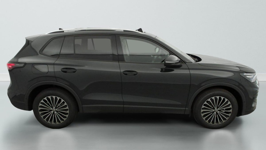 VOLKSWAGEN TIGUAN NOUVEAU 1.5 eTSI 150CV DSG7 LIFE PLUS - ref: 1-342323 - Photo 8