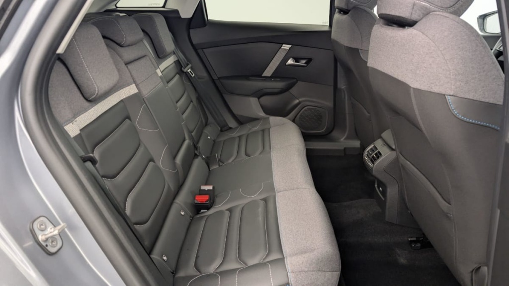 CITROEN C4 PureTech 130 EAT8 Max - ref: 1-342563 - Photo 10