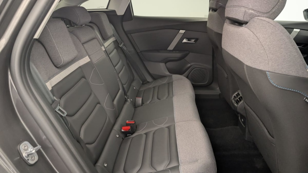 CITROEN C4 PureTech 130 EAT8 Max - ref: 1-342568 - Photo 10