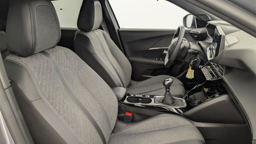 PEUGEOT 2008 PureTech 100 S S BVM6 Allure - ref: 1-342862 - Photo 9