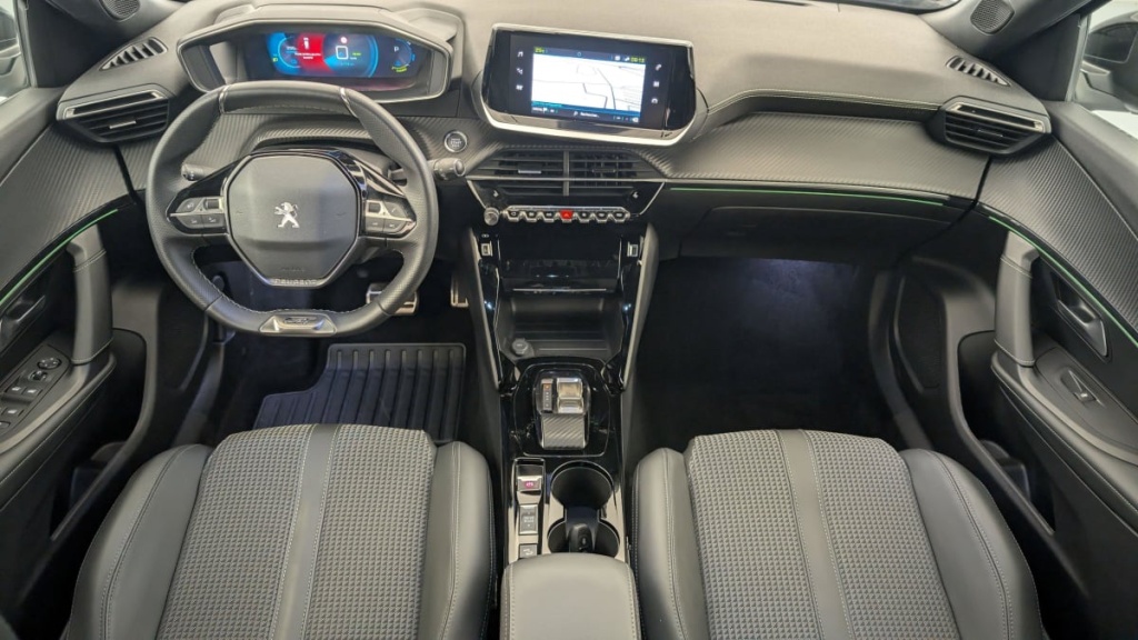 PEUGEOT 2008 ELECTRIQUE 136 ch GT - ref: 1-342934 - Photo 13