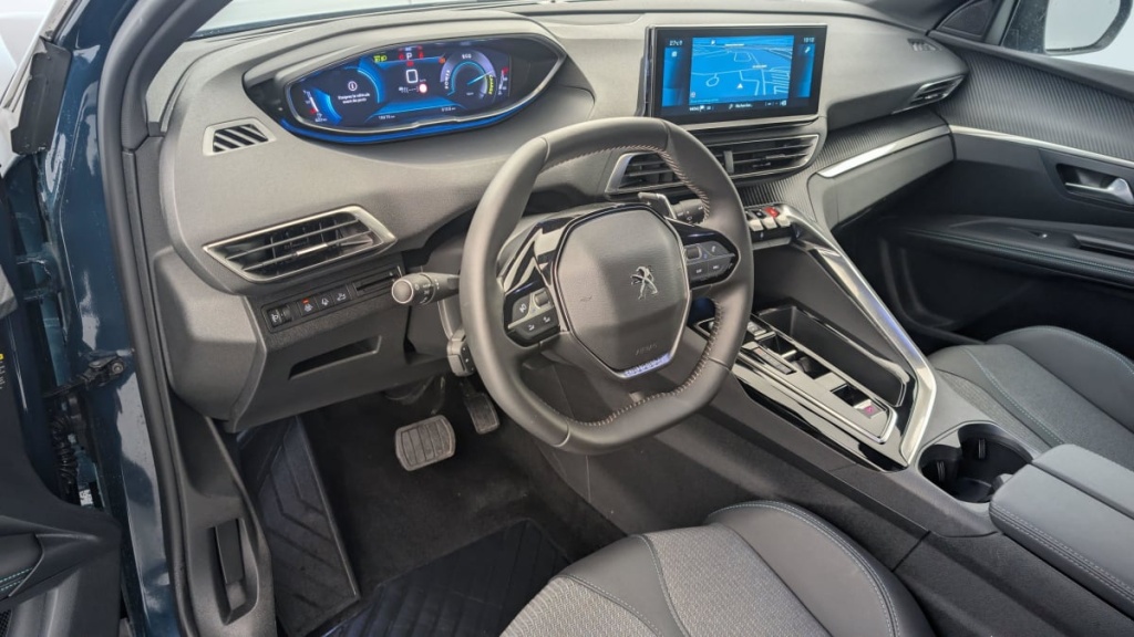 PEUGEOT 3008 Hybrid 136 e-DCS6 Allure Pack - ref: 1-342967 - Photo 15