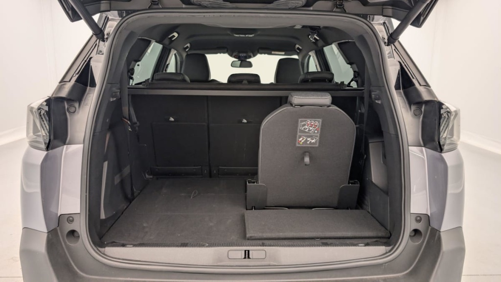 PEUGEOT 5008 PureTech 130ch S S BVM6 Allure Pack - ref: 1-342977 - Photo 11