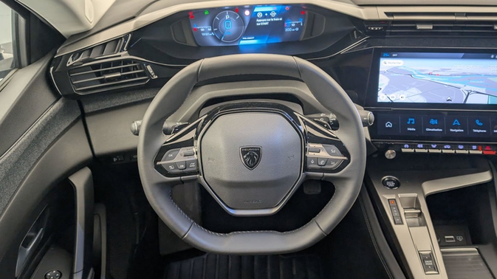 PEUGEOT 408 Hybrid 136 e-DCS6 Allure - ref: 1-343025 - Photo 14