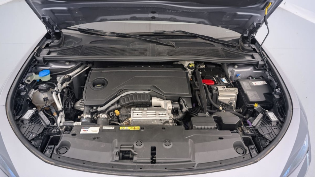 PEUGEOT 408 Hybrid 136 e-DCS6 Allure - ref: 1-343030 - Photo 20