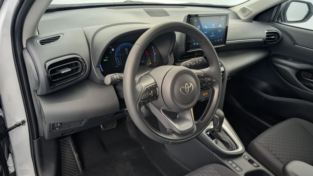 TOYOTA Yaris Cross Hybride 116h 2WD Dynamic - ref: 1-343085 - Photo 15
