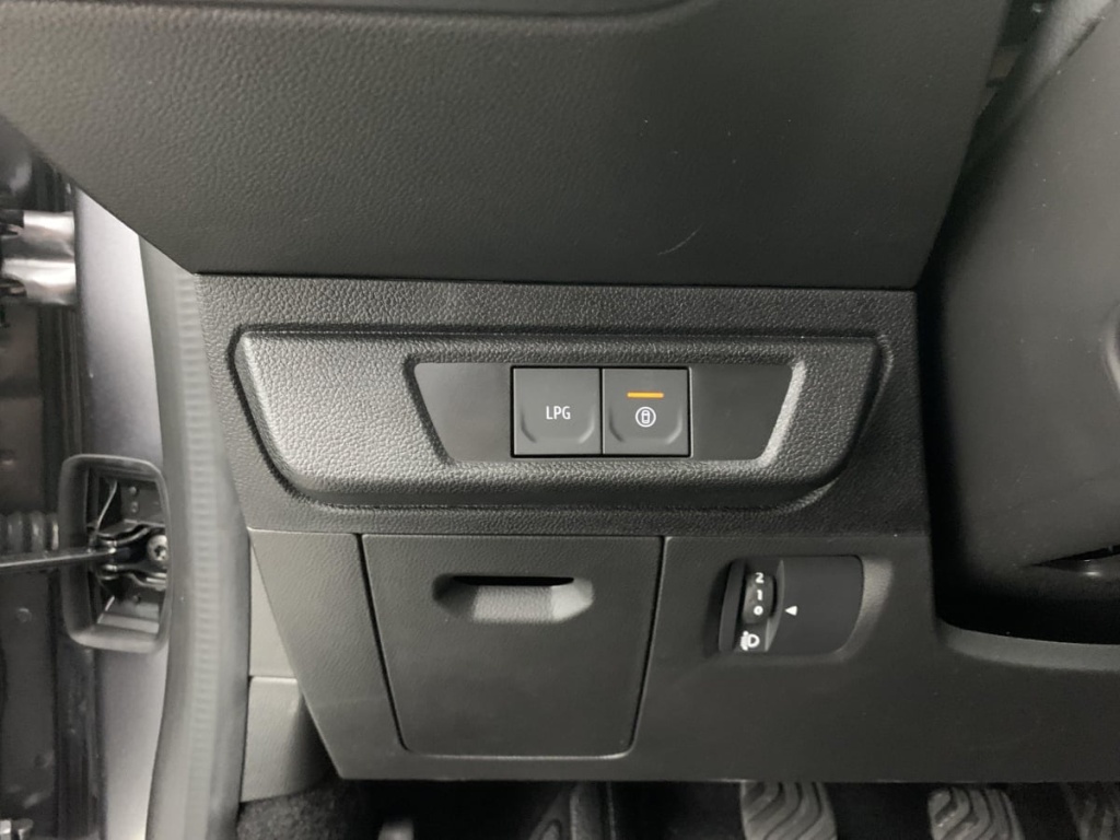 DACIA SANDERO ECO-G 100 GSR2 Stepway Essential - ref: 1-343097 - Photo 17