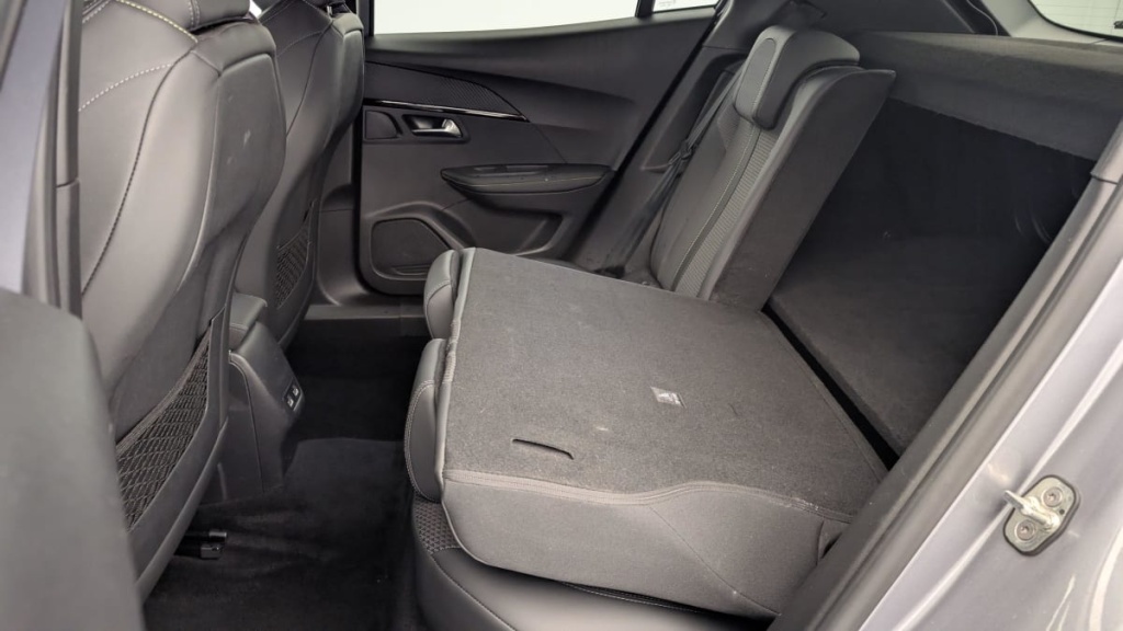 PEUGEOT 2008 ELECTRIQUE 136 ch GT - ref: 1-343116 - Photo 12
