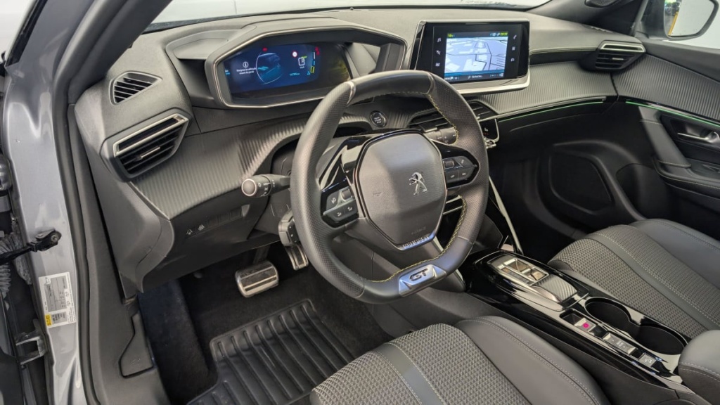 PEUGEOT 2008 ELECTRIQUE 136 ch GT - ref: 1-343116 - Photo 15
