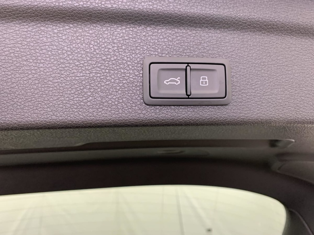 AUDI Q3 Sportback 35 TDI 150 ch S tronic 7 S line - ref: 1-343443 - Photo 12