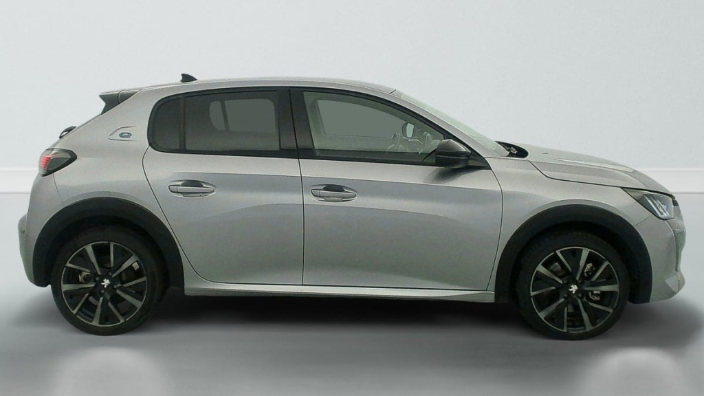 PEUGEOT 208 ELECTRIQUE 50 KWH 136CH GT - ref: 1-343576 - Photo 8