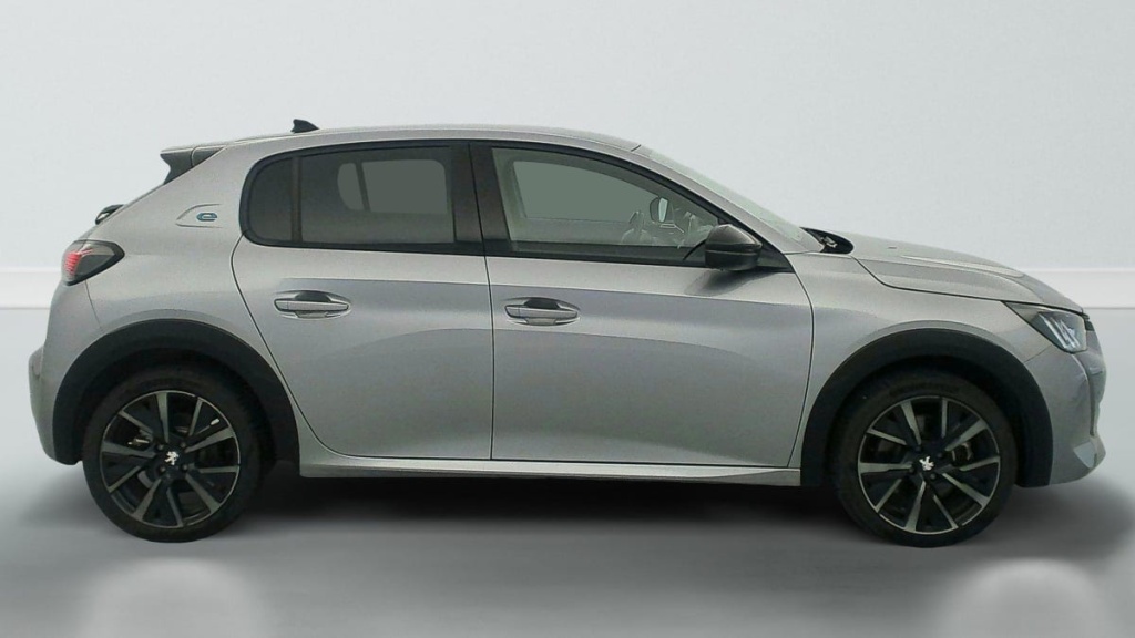 PEUGEOT 208 ELECTRIQUE 50 KWH 136CH GT - ref: 1-343577 - Photo 8