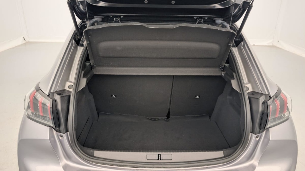 PEUGEOT 208 50 KWH 136CH GT - ref: 1-343590 - Photo 11