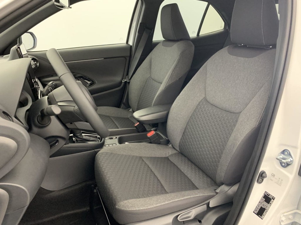 TOYOTA Yaris Cross Hybride 130h 2WD Design - ref: 1-344810 - Photo 19