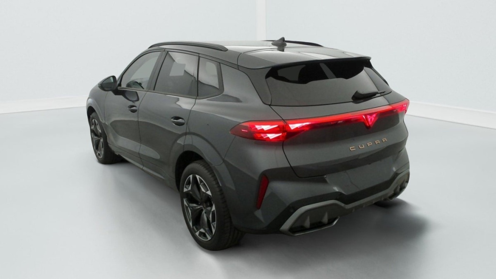 CUPRA Terramar 1.5 eTSI Hybrid 150 ch DSG7 V - ref: 1-345212 - Photo 5