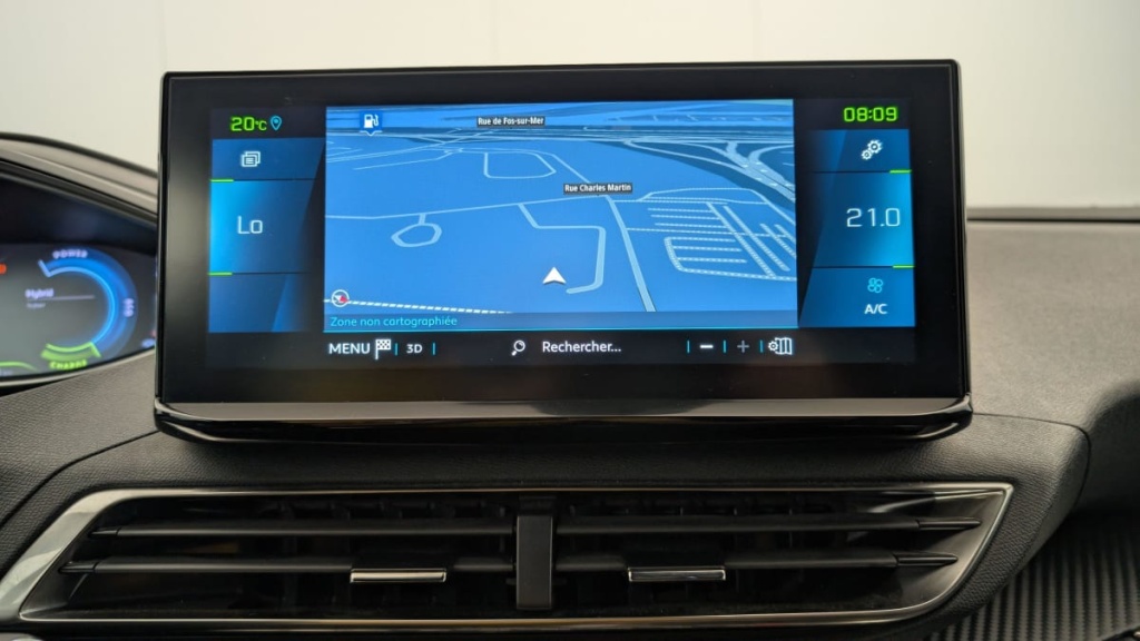 PEUGEOT 3008 Hybrid 180 e-EAT8 Allure Pack - ref: 1-346314 - Photo 17