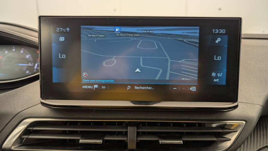 PEUGEOT 5008 PureTech 130ch S S BVM6 Allure Pack - ref: 1-346330 - Photo 18