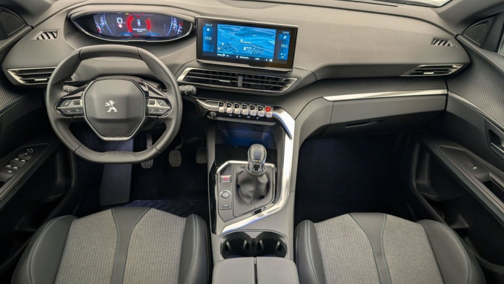 PEUGEOT 3008 PureTech 130ch S S BVM6 Allure Pack - ref: 1-346401 - Photo 13