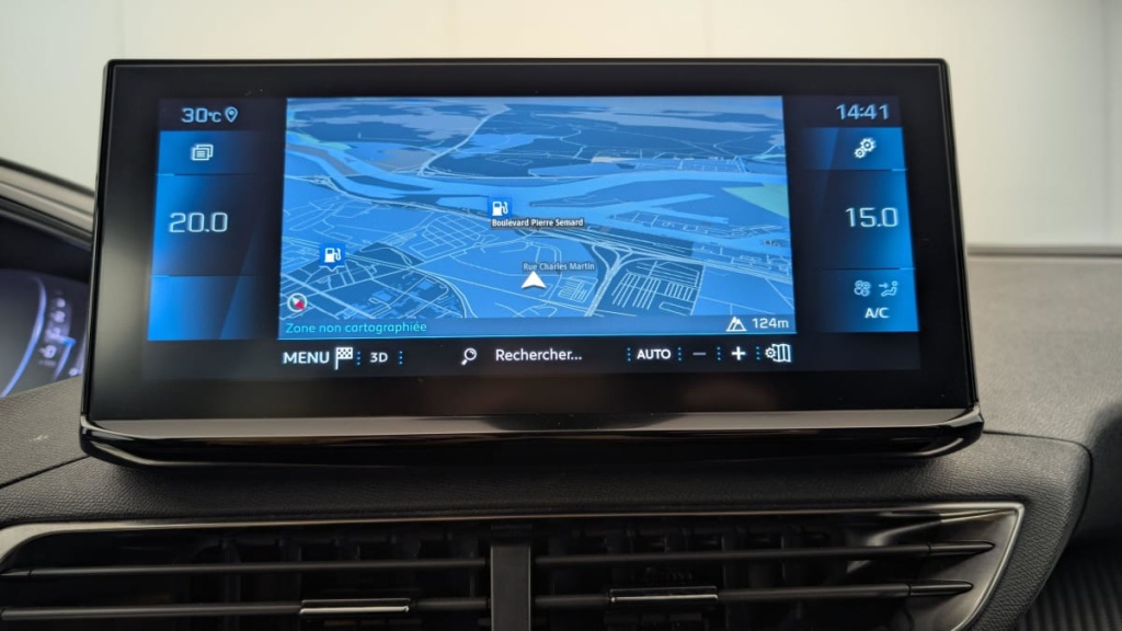 PEUGEOT 3008 PureTech 130ch S S BVM6 Allure Pack - ref: 1-346401 - Photo 17