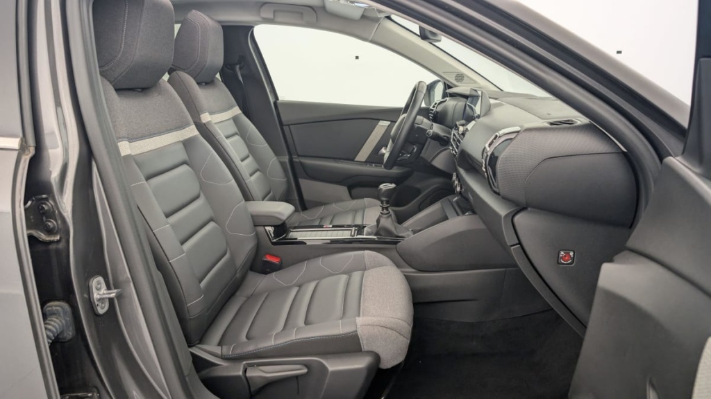 CITROEN C4 PureTech 130 S S BVM6 Shine - ref: 1-346426 - Photo 9