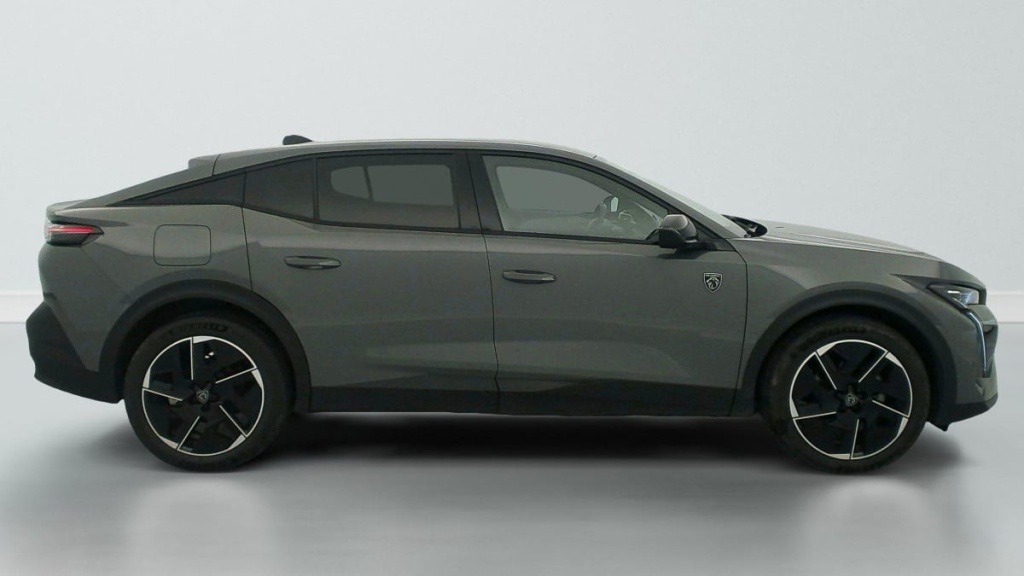 PEUGEOT 408 Hybrid 136 e-DCS6 GT - ref: 1-346566 - Photo 8