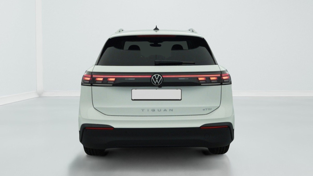 VOLKSWAGEN TIGUAN NOUVEAU 1.5 eTSI 150CV DSG7 LIFE PLUS - ref: 1-346607 - Photo 6