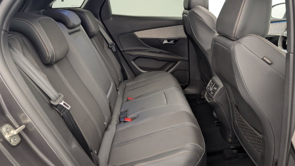PEUGEOT 3008 Hybrid4 300 e-EAT8 GT - ref: 1-346830 - Photo 10