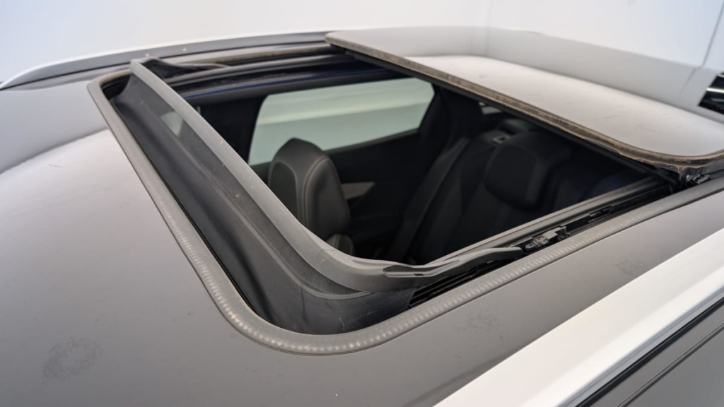 PEUGEOT 3008 Hybrid4 300 e-EAT8 GT - ref: 1-346912 - Photo 20