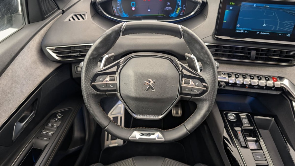 PEUGEOT 3008 Hybrid4 300 e-EAT8 GT - ref: 1-346914 - Photo 14